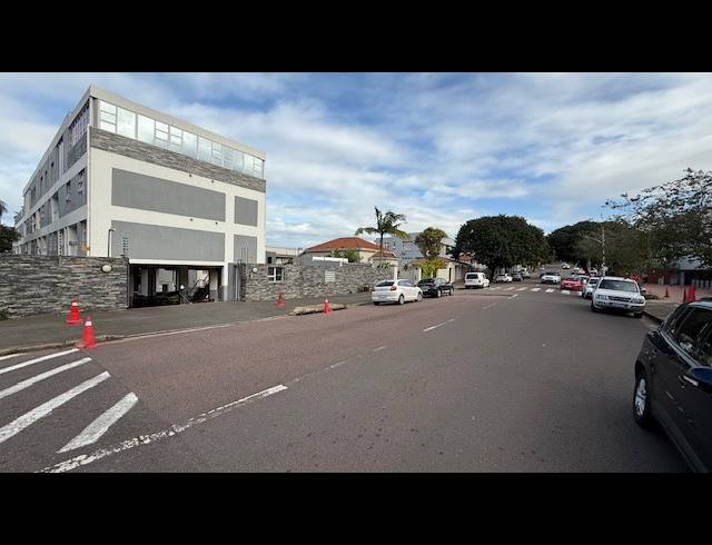 2 BEDROOM APARTMENT RENTED IN MORNINGSIDE
